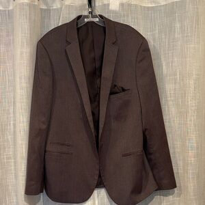 Paisley and Gray Burgundy/Brown Single button Blazer. 42(44)